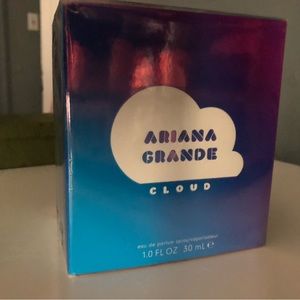 Ariana grande Cloud perfume